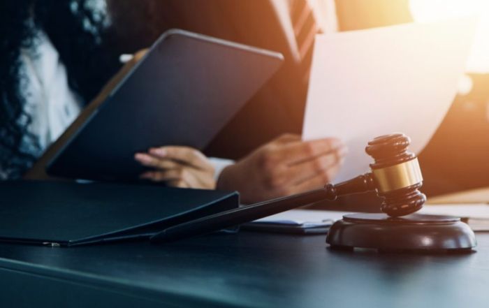 Miami car accident attorney negotiating a car accident settlement.