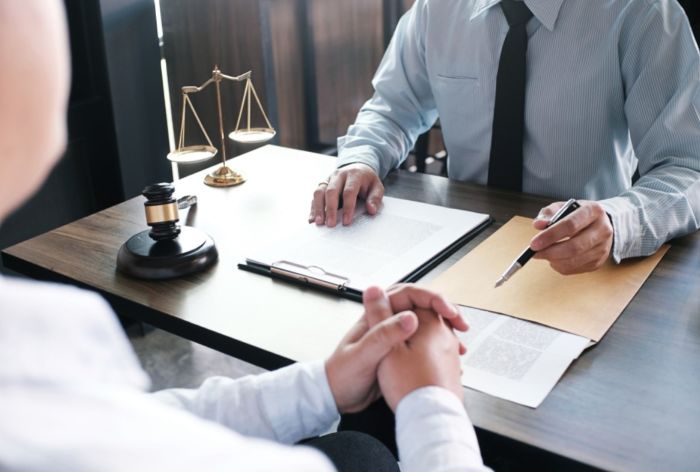 Consulting Miami car accident lawyer early.