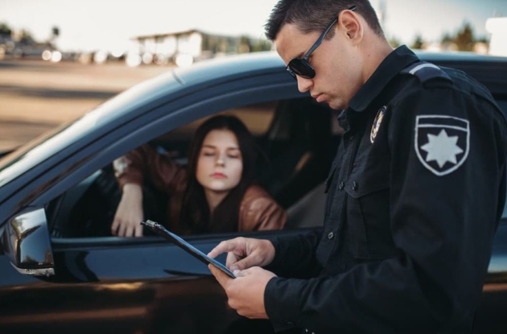Out-of-state driver with police after Florida car accident.